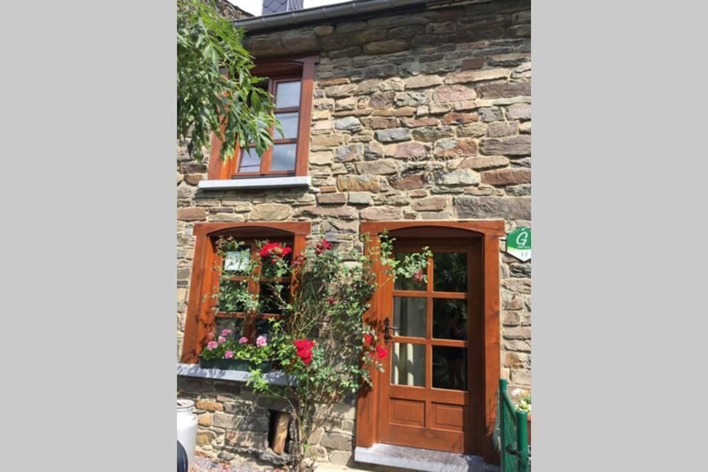 Vieux Logis Een Prachtige Ardeense Vakantiewoning Врес-сюр-Семуа Экстерьер фото